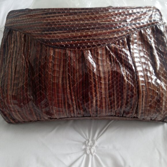 Vintage Lou Ran Snakeskin 12"x9" - Picture 4 of 6